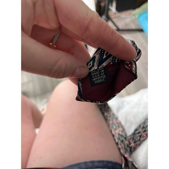 Vintage Christian Dior Red & Blue Oval Geometric Shape Print 100% Silk Neck Tie - Picture 4 of 4